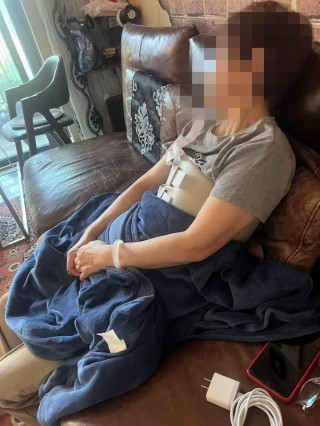 晨意帮忙丨女子在商场被骑平衡车男童撞伤索赔遇阻，男孩家属：表示歉意，但商场担主责